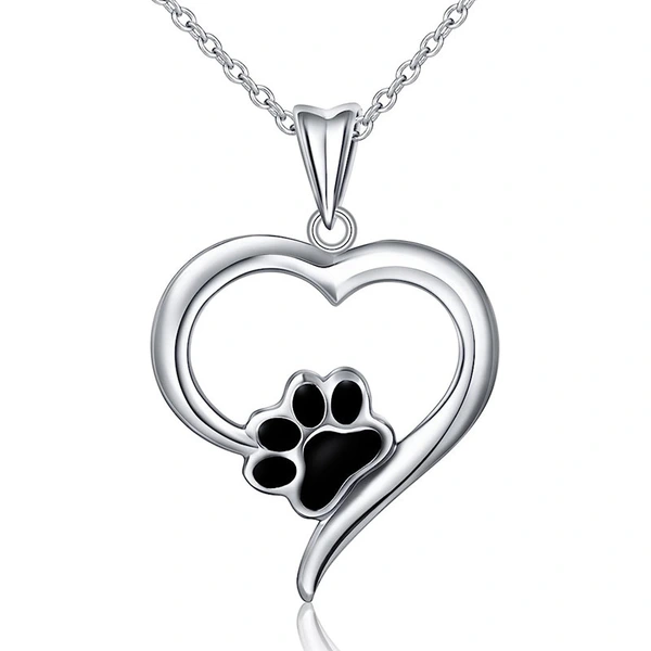  Hot selling in Europe and America, the heart-shaped cat claw necklace is cute and a must-have for sweet girls.
