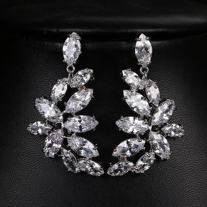 High-end fashion evening zircon leaf tassel earrings temperament versatile retro leaf-shaped earrings for women