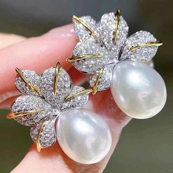 European and American leaf imitation pearl earrings, shining inlaid with zircon earrings, women's light luxury style elegant earrings