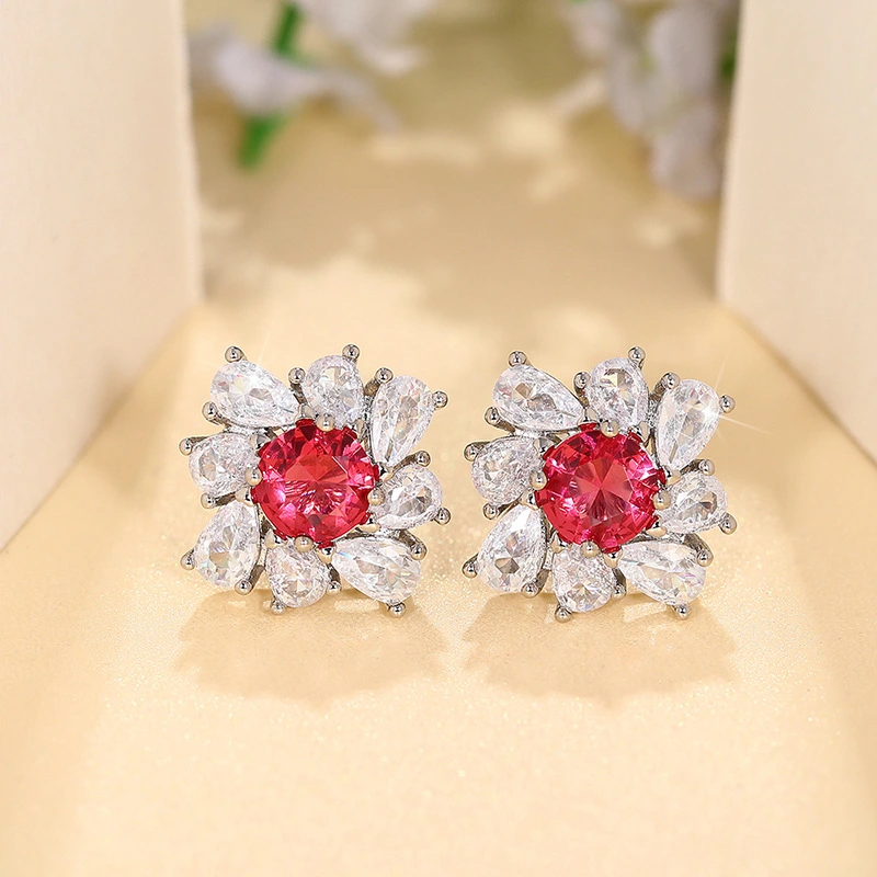  High-end luxury earrings imitation pigeon blood red diamonds surrounded by pear-shaped teardrop earrings flower earrings for women