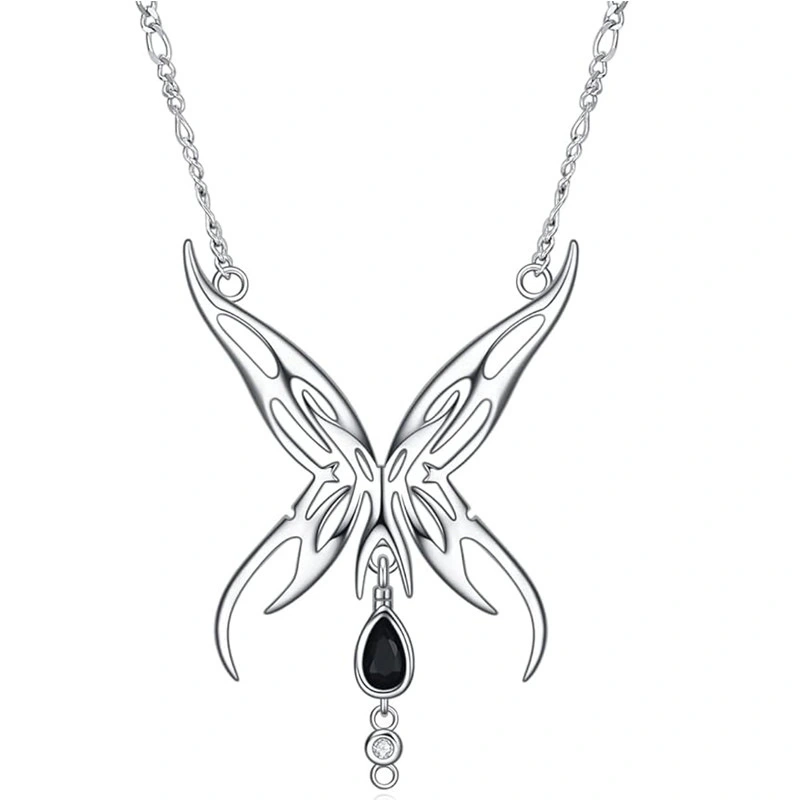 Sweet and cool Halloween necklace for women, personalized butterfly design pendant, dark style popular matching accessories