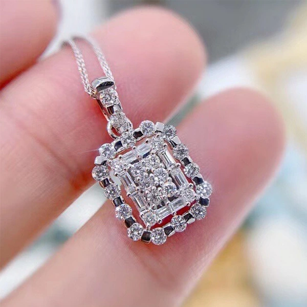 2022 early spring new jewelry hollow micro-inlaid diamond square necklace female trend light luxury pendant pendant