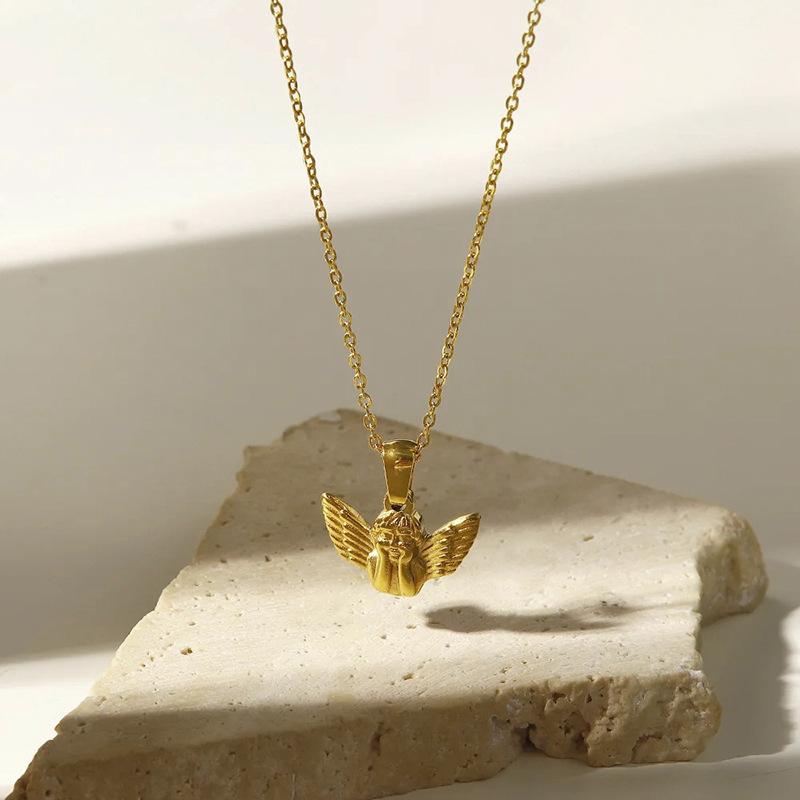  European and American light luxury necklace new three-dimensional angel cute pendant retro metal sense female necklace