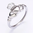   Hot-selling jewelry in Europe and America, hollow hand holding love ring, English letters, fashionable metal ring
