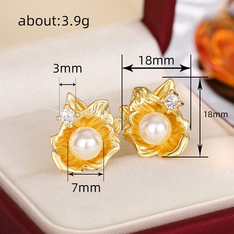  Simple imitation pearl shell earrings flower fashion French retro light luxury earrings temperament elegant earrings