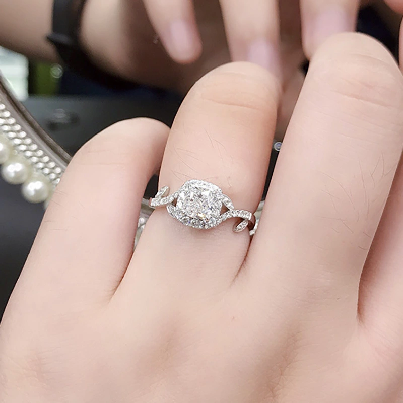  Hot selling new princess square ring European and American hot style inlaid zircon women's jewelry engagement proposal ring