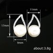  High-end V-shaped earrings with imitation pearl design, exquisite earrings, high-end and elegant popular simple earrings