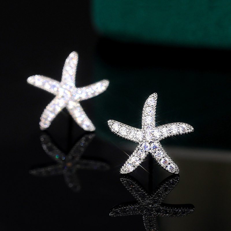   Hot selling starfish diamond earrings European and American creative five-pointed star full diamond zircon earrings ear jewelry