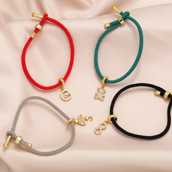 European and American full diamond bear pendant bracelet female personality versatile umbrella LOVE gold-plated hand jewelry bracelet brd41