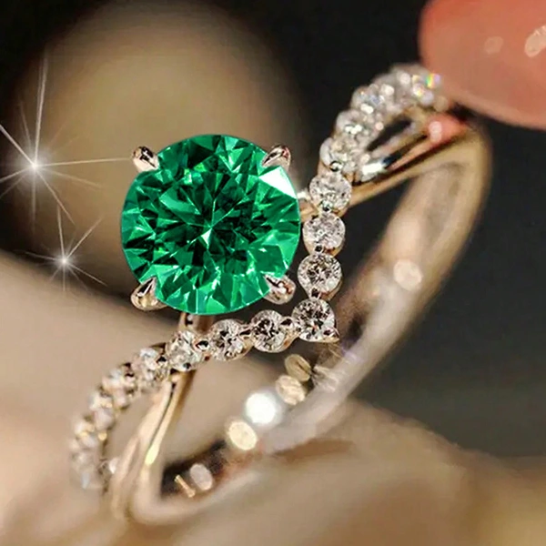 European and American zircon couple ring four-claw v-shaped ring wedding ring temperament wedding ceremony index finger female ring