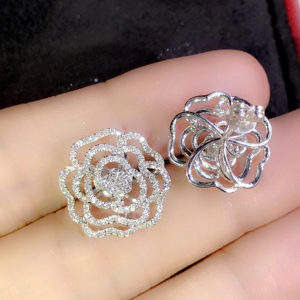 Hollow camellia flower earrings retro temperament cold style earrings small fragrance style net red short hair earrings summer