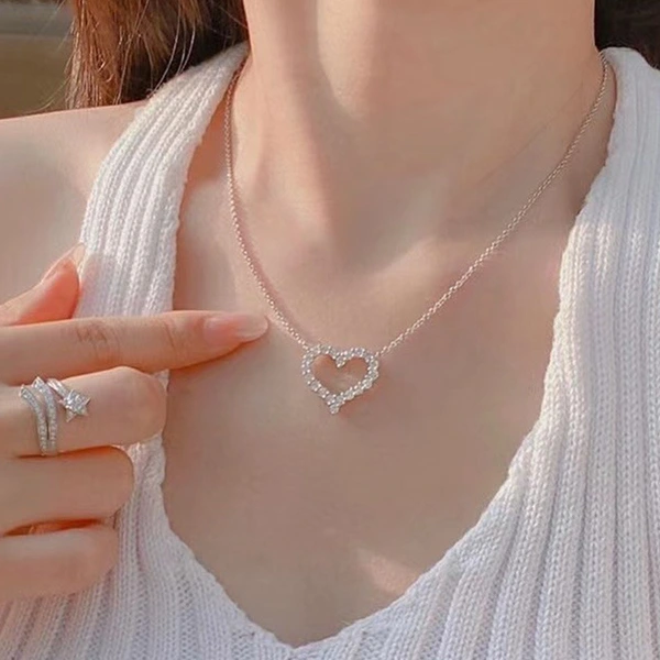 Korean style Dongdaemun same style women's heart-shaped love necklace trendy diamond Valentine's Day gift