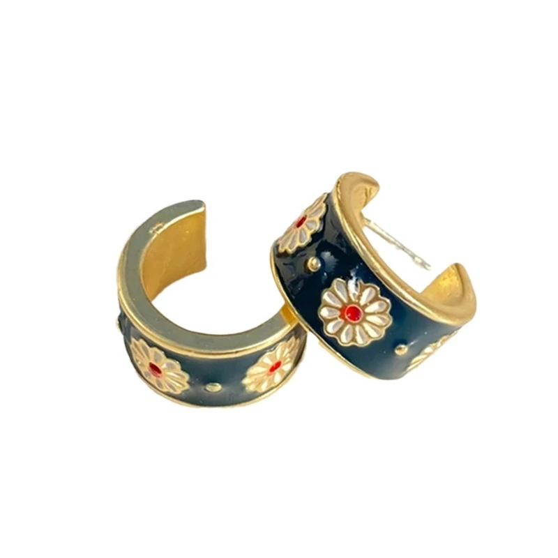 Xiaohongshu's hot-selling blue daisy earrings, simple C-shaped earrings, European and American celebrity floral earrings