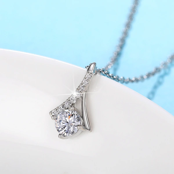 Little fairy welfare money accessories Korean fashion skirt fan pendant European and American herringbone pendant necklace
