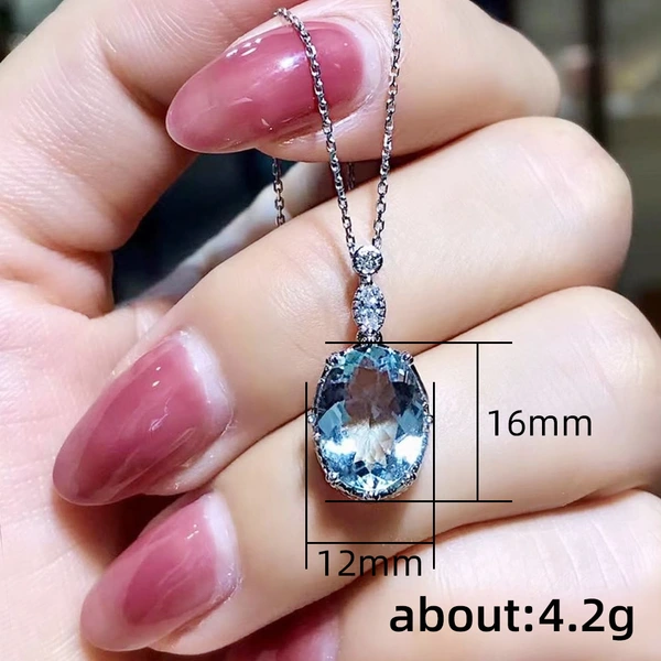 New luxury light blue simulated topaz group inlaid zircon necklace fashion pendant women's clavicle chain