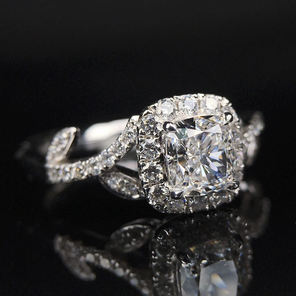  Hot selling new princess square ring European and American hot style inlaid zircon women's jewelry engagement proposal ring