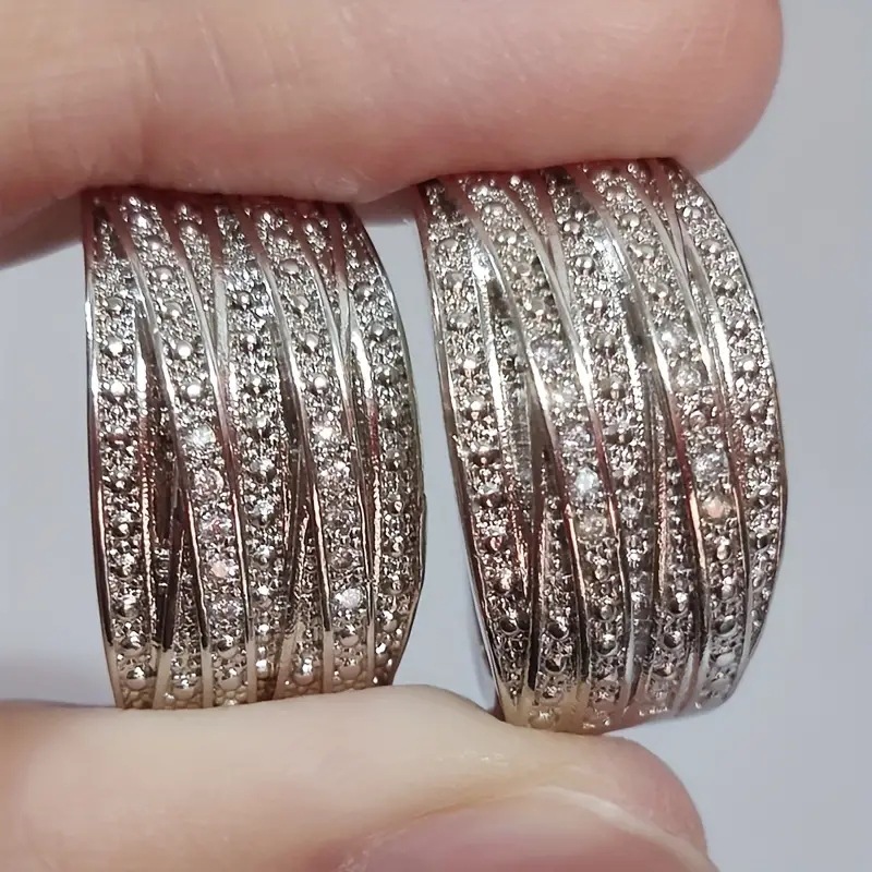 Cold style metal design earrings for women, niche personality, micro-inlaid zircon jewelry, fashionable internet celebrity earrings