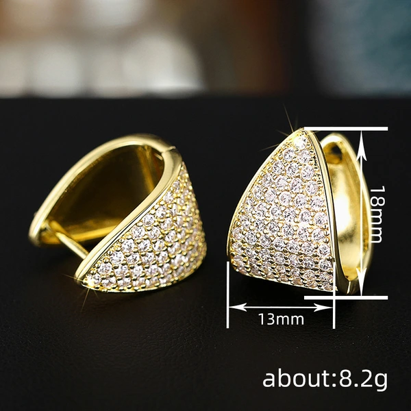 Hot selling triangle design earrings for women with micro inlaid zircon jewelry, exquisite chic fashion jewelry