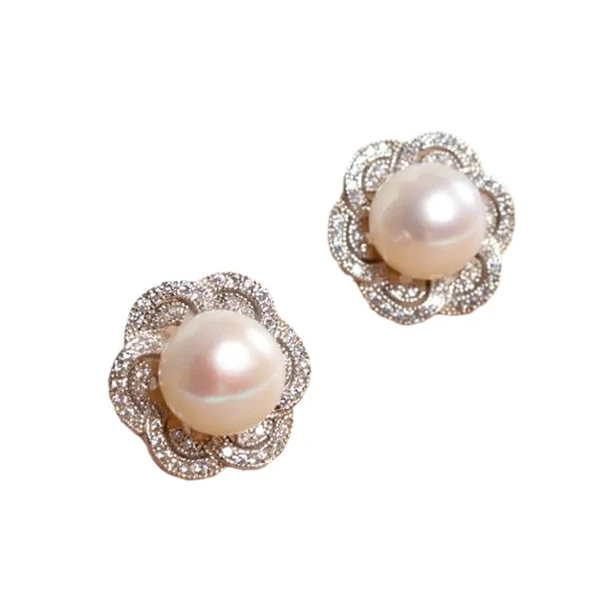 Imitation pearl earrings for women, new style, light luxury, high-end French earrings, exquisite earrings