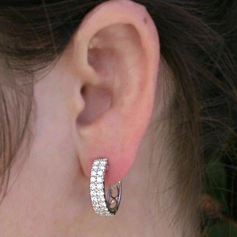Factory direct sales of fashionable earrings for women with micro-inlaid zircon hollow design, chic and fashionable niche style