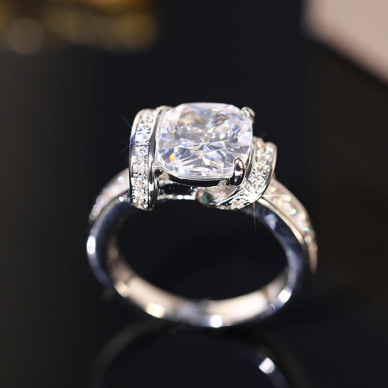  Sugar cube simulation princess ring high-end temperament ring earrings fashionable asymmetrical ring earrings set