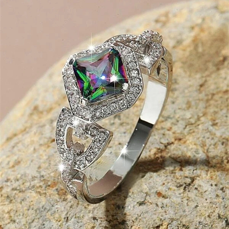   Colorful diamond rings for women light luxury high-end super flash luxury bright rings Europe and the United States hot sales