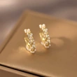  Korean Dongdaemun autumn new fashion earrings imitation pearl twist earrings Korean style elegant earrings