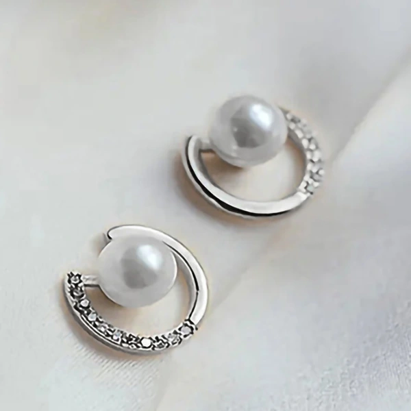  Ladies imitation pearl earrings for women, circle design, micro-inlaid zircon earrings, exquisite and fashionable earrings