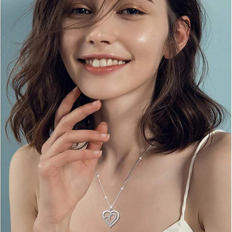 Beating Heart Necklace for Women Sweet Potato Heart Pendant Necklace for Mother's Birthday Mother's Day Gift