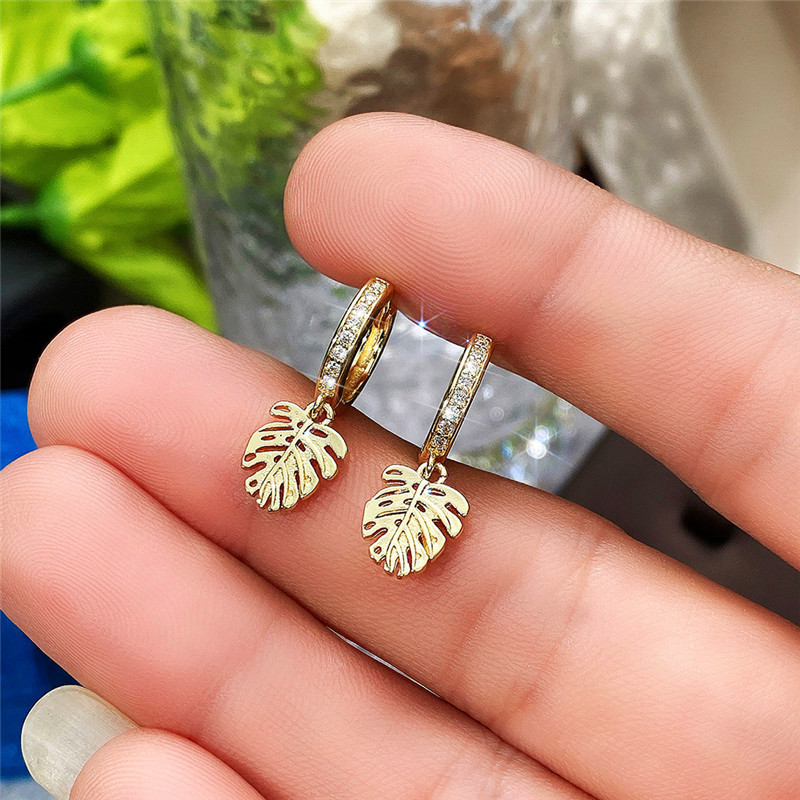 Exclusively supply copper gold-plated turtle leaf earrings for women European and American trendy leaf fashion creative earrings