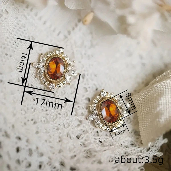  European and American literary palace style earrings for women, elegant and classical jewelry, fashionable and elegant design