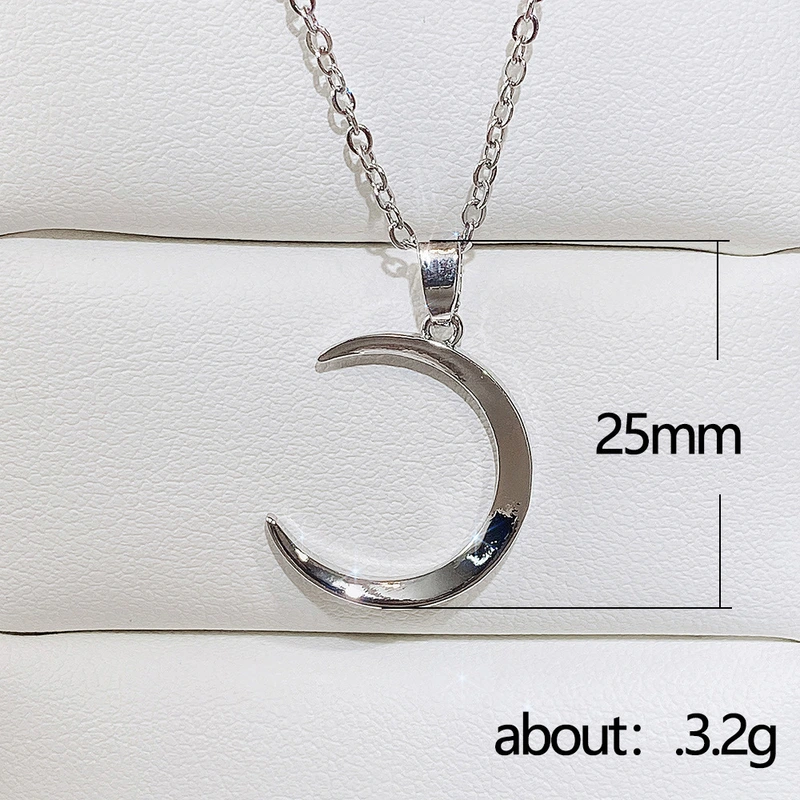 Korean style crescent pendant 2021 minimalist moon clavicle necklace simple design women's necklace
