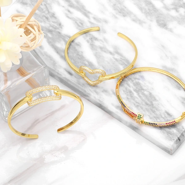 European and American fashion niche light luxury diamond geometric rectangular love open bracelet net red nail bracelet brf53