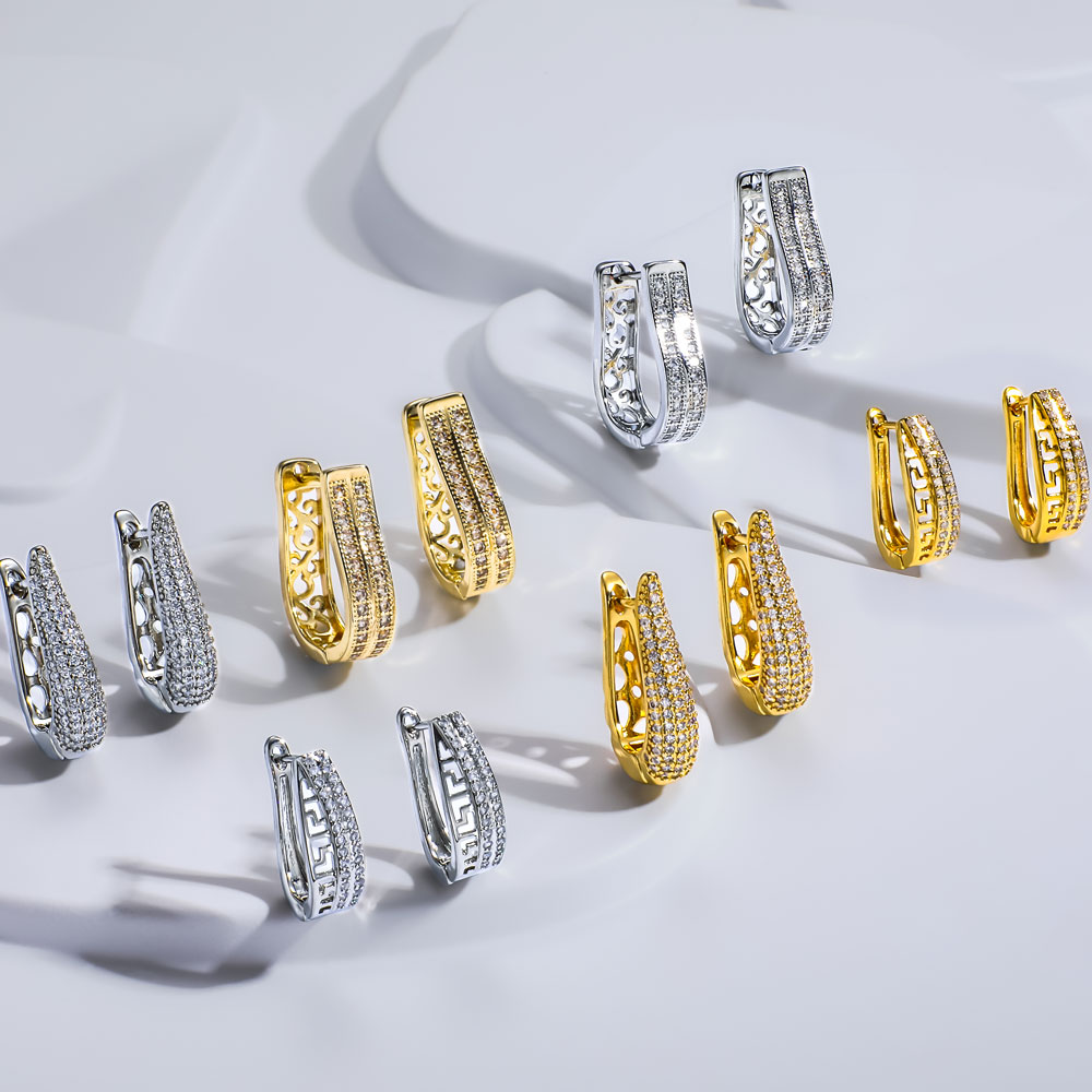 Fashion Brass with Gold Plating Trendy New Design Sparkle Diamond Hoop Earrings Zircon Stone