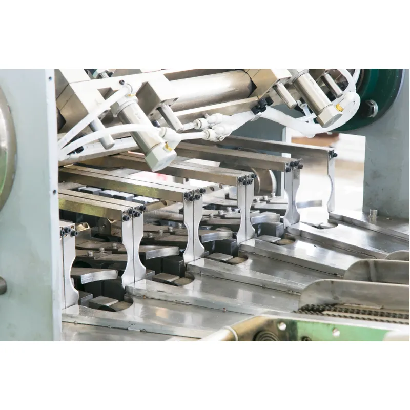 كعكة الحظ تشكيل آلة التعبئة والتغليف الخبز