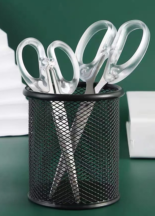 Acrylic Scissors .png
