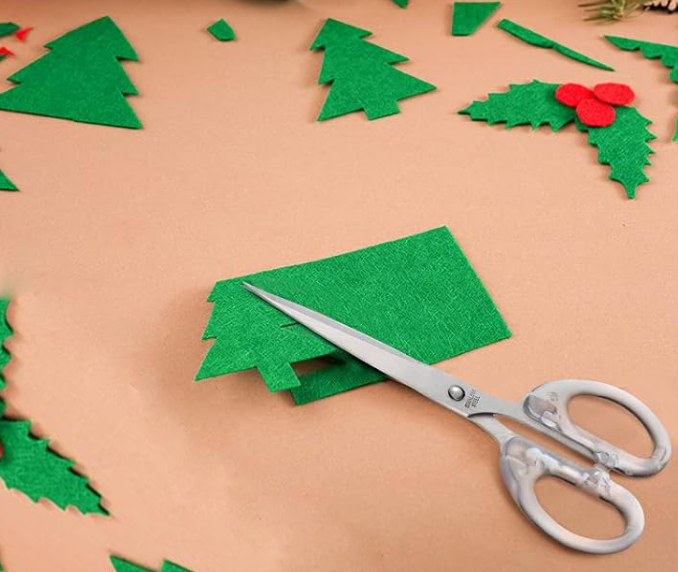 Christmas scissors.png