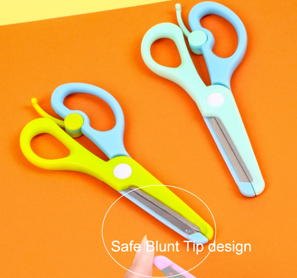 Blunt tip scissors.png