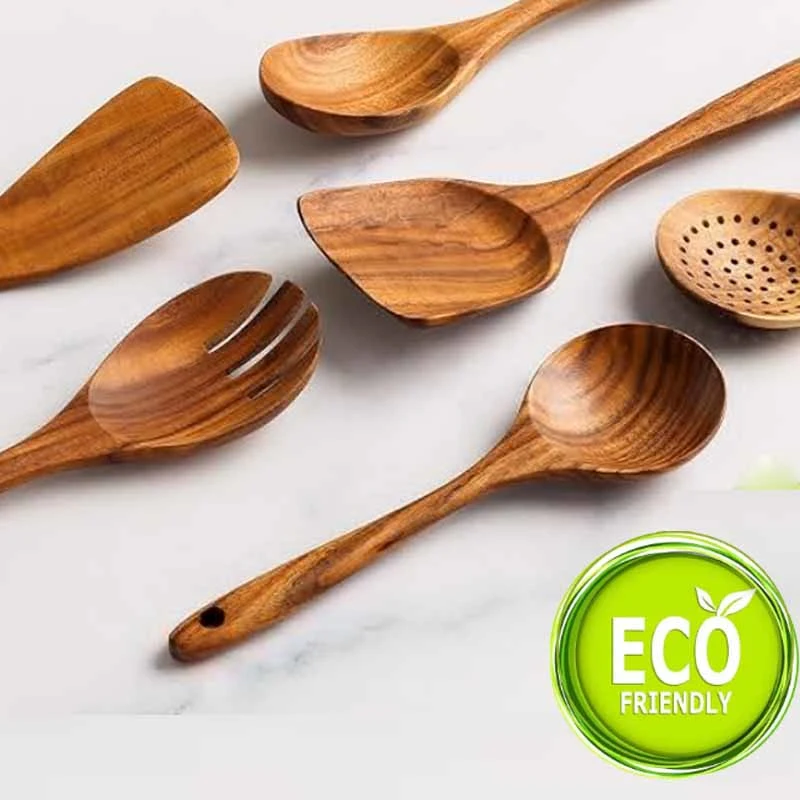 Natural wooden utensils set