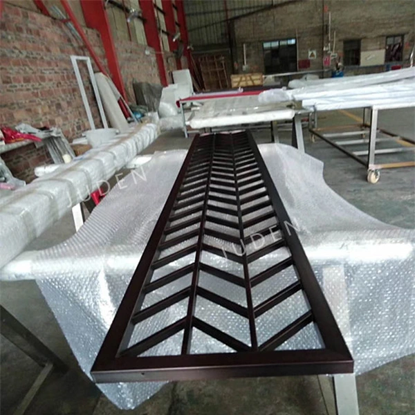Fish bone design metal screen partition for luxury hotel