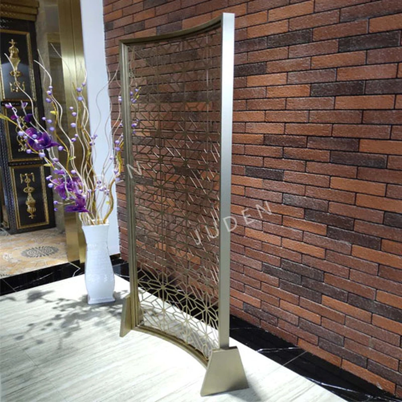 Movable free standing arc shape room divider