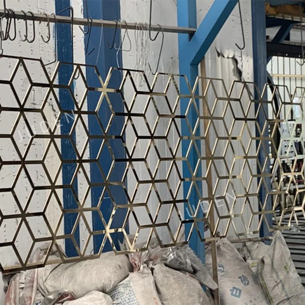 鏡面金色激光切割不銹鋼牆板