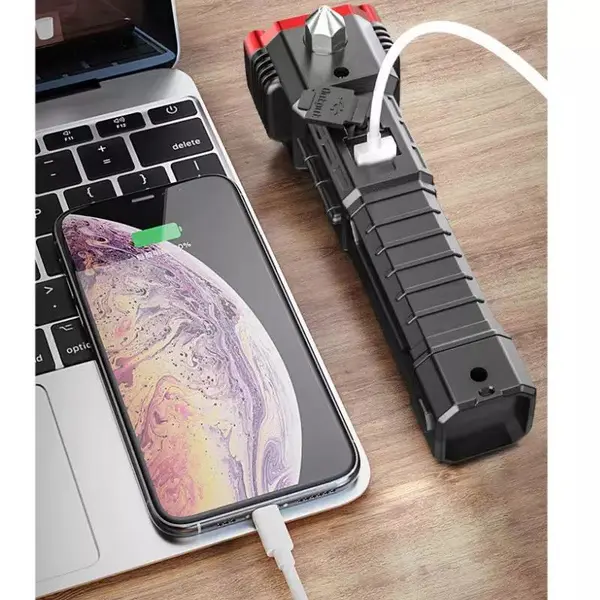 安全ハンマー、ベルトカッターを備えた革新的な多機能懐中電灯  