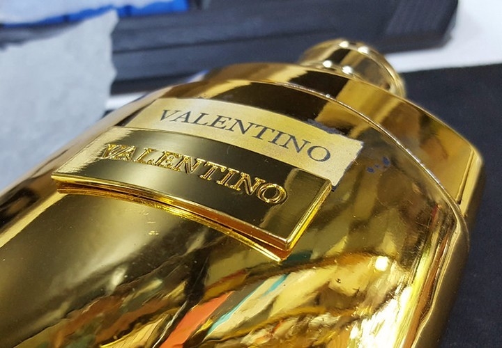 How to make a custom metal label?