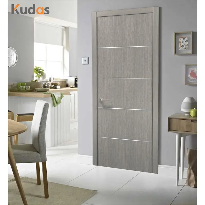 باب خشبي MDF داخلي من سلسلة فلوش بقشرة خشبية