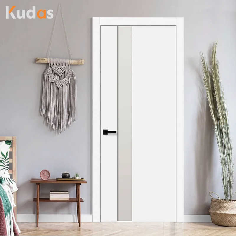 باب خشب البلوط الأبيض الصلب WPC باب سكني جميل وآمن حديث