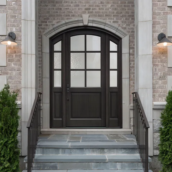 المدخل الأمامي الخارجي من الخشب الصلب، المدخل الرئيسي، باب محوري من خشب الجوز