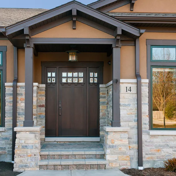 باب خشبي مركب من خشب إم دي إف داخلي بتصميم احترافي للمنزل