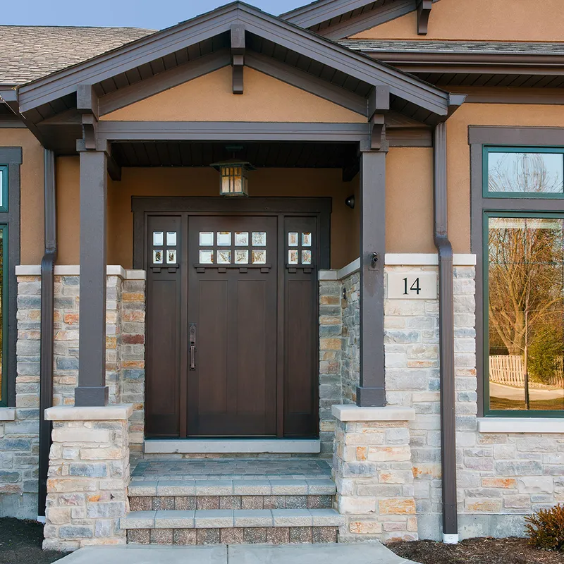 باب خشبي مركب من خشب إم دي إف داخلي بتصميم احترافي للمنزل