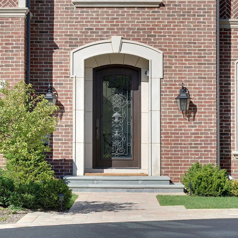 أبواب خارجية مزخرفة عازلة للحرارة مع تشطيبات خشبية